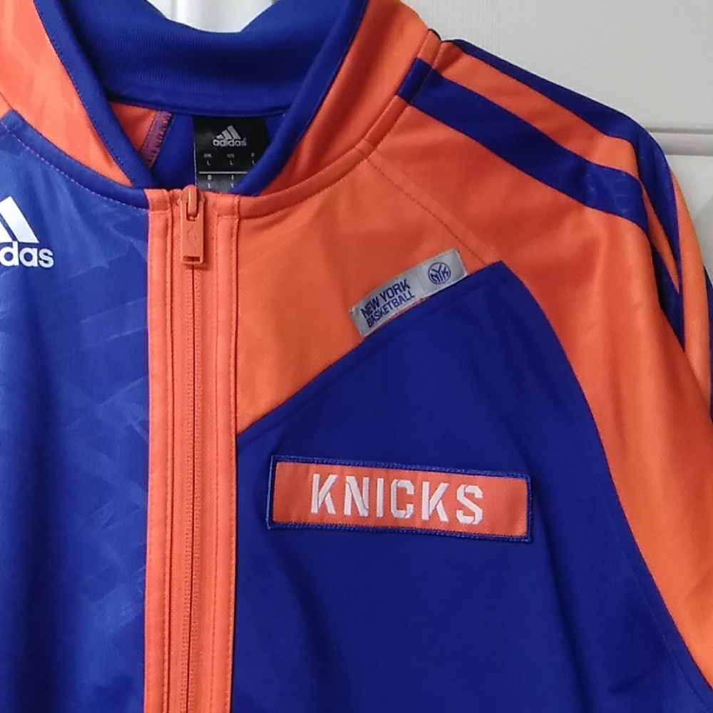 New York Knicks performance jacket..